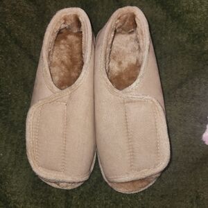 Tan Cozy Indoor Slippers with Fleece Lining